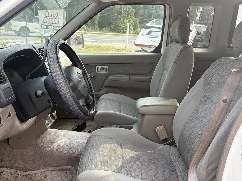 Nissan Frontier XE King Cab 2WD 2001