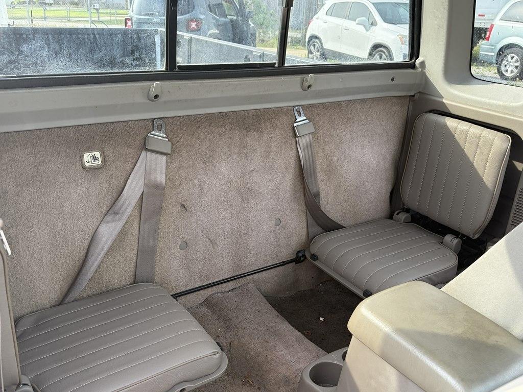 Nissan Frontier XE King Cab 2WD 2001