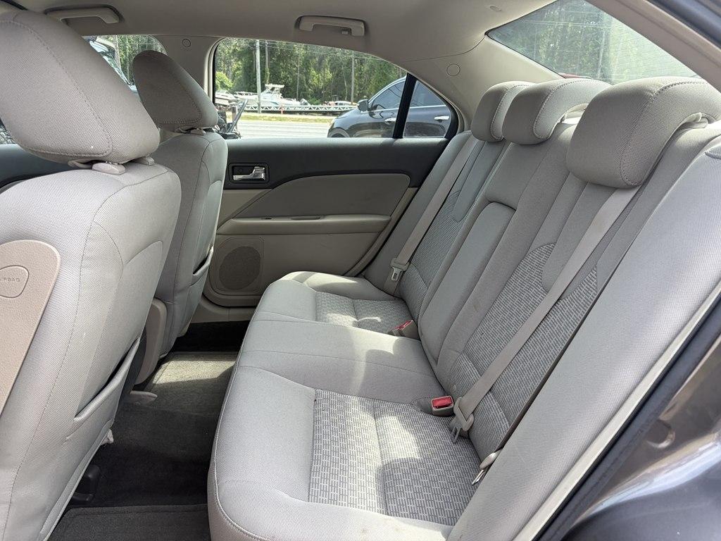 Ford Fusion SE 2010