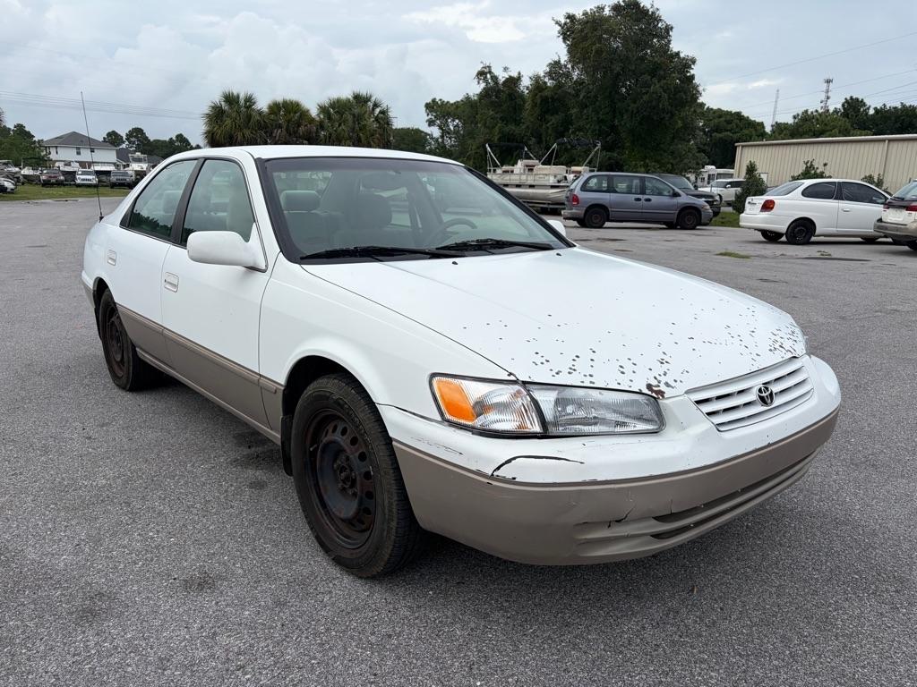 Toyota Camry CE 1998