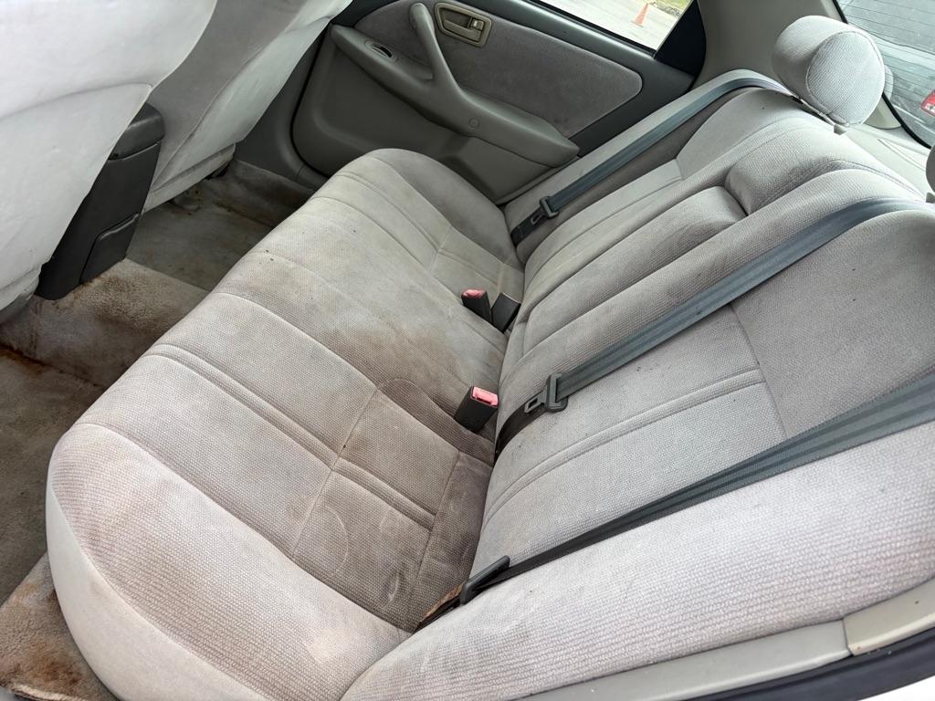 Toyota Camry CE 1998