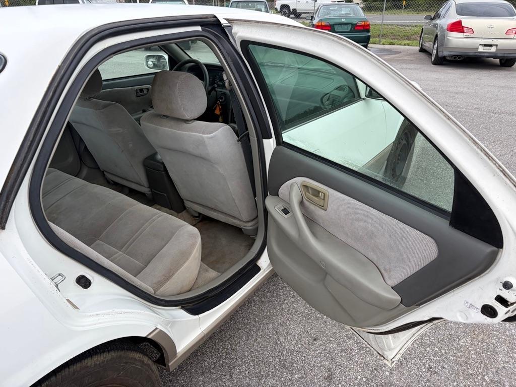 Toyota Camry CE 1998