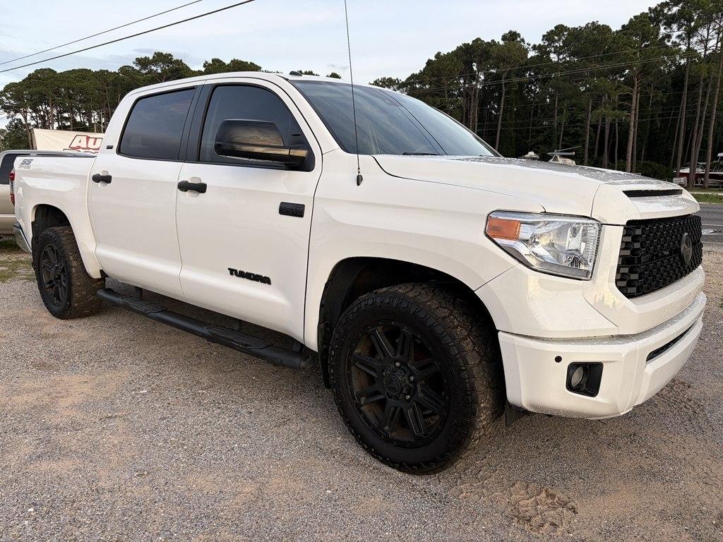 2018 Toyota Tundra SR5 5.7L Crew Max Short Bed's photo
