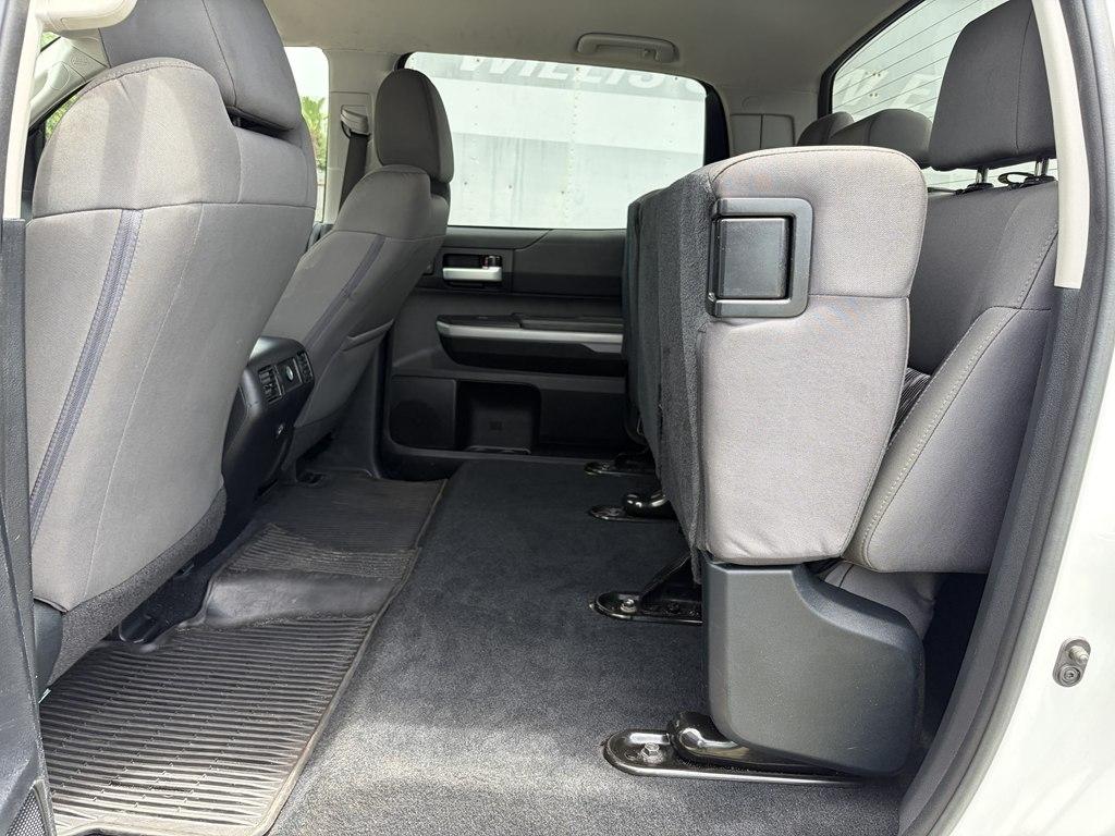 Toyota Tundra SR5 5.7L V8 CrewMax 2WD 2018