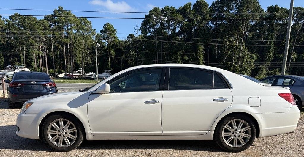 Toyota Avalon XL 2009