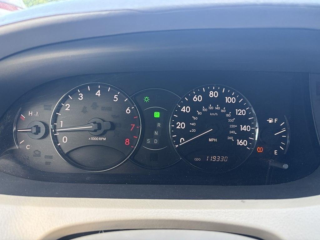 Toyota Avalon XL 2009
