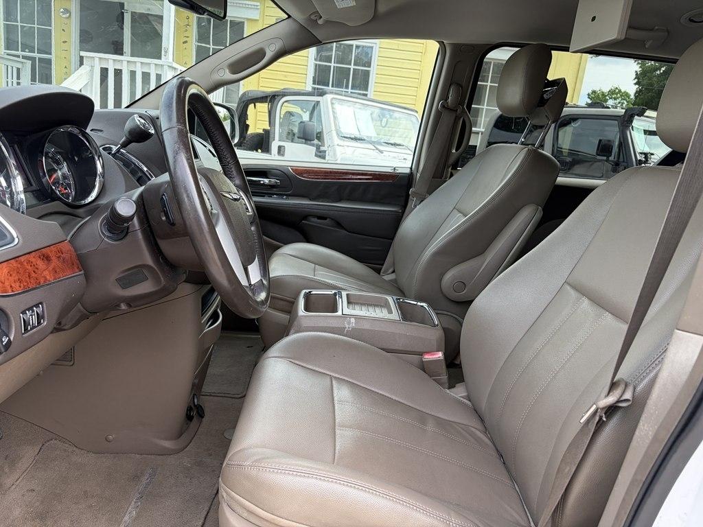 Chrysler Town & Country Touring 2014