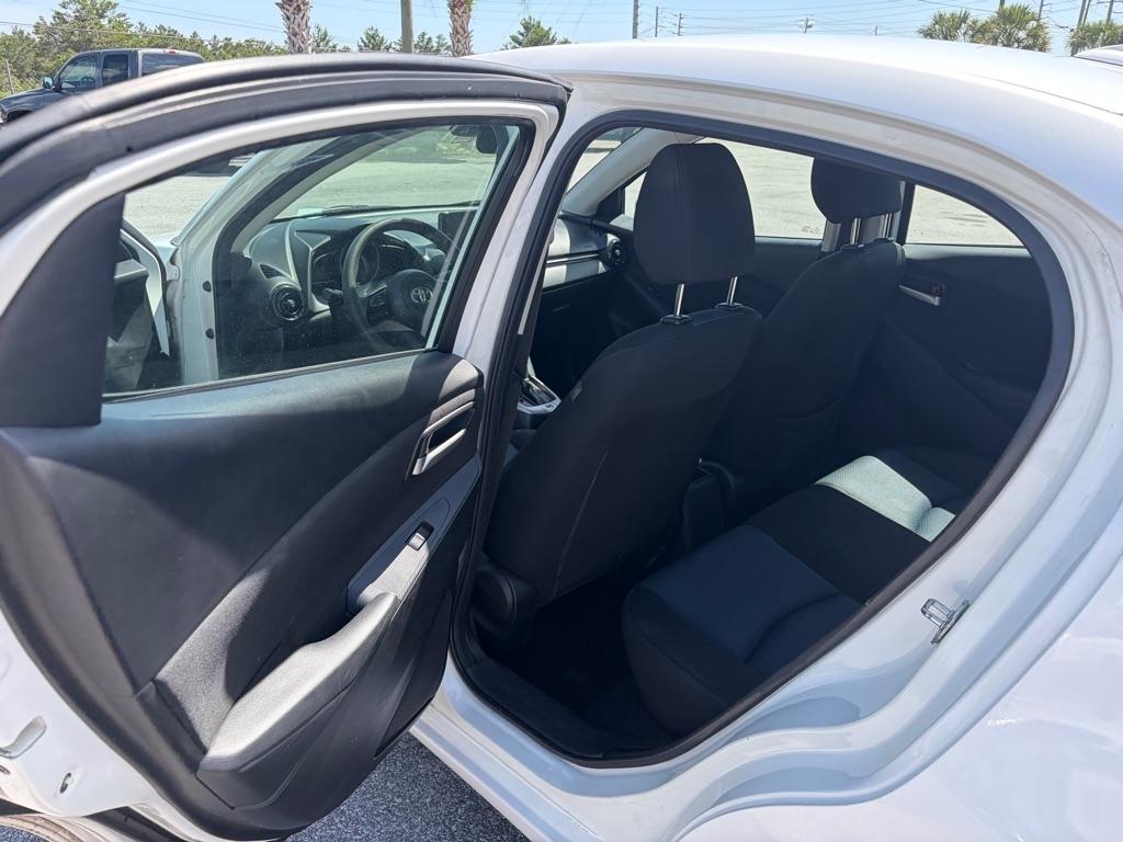Toyota Yaris iA 6A 2019