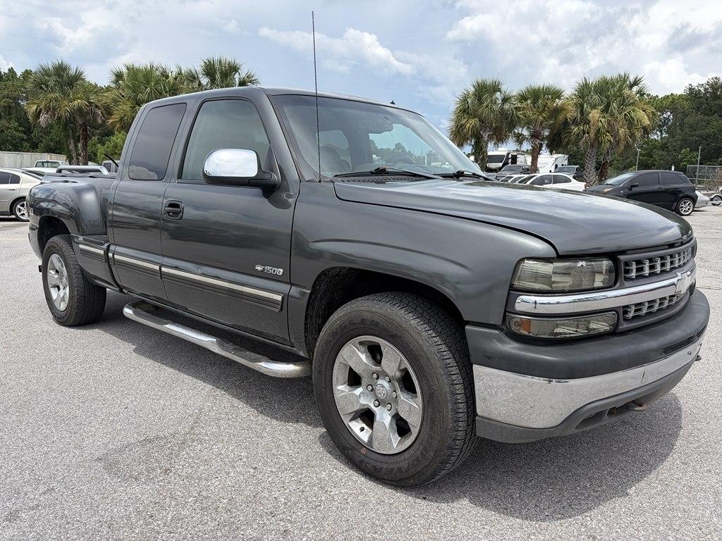 2001 Chevrolet Silverado 1500 LT Ext. Cab Long Bed 4WD