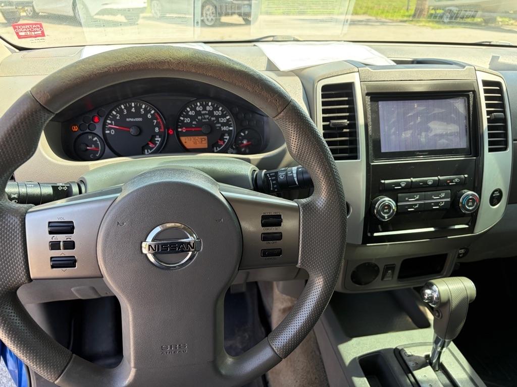 Nissan Frontier S Crew Cab 2WD 2012