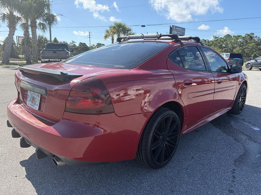 Pontiac Grand Prix Sedan 2007