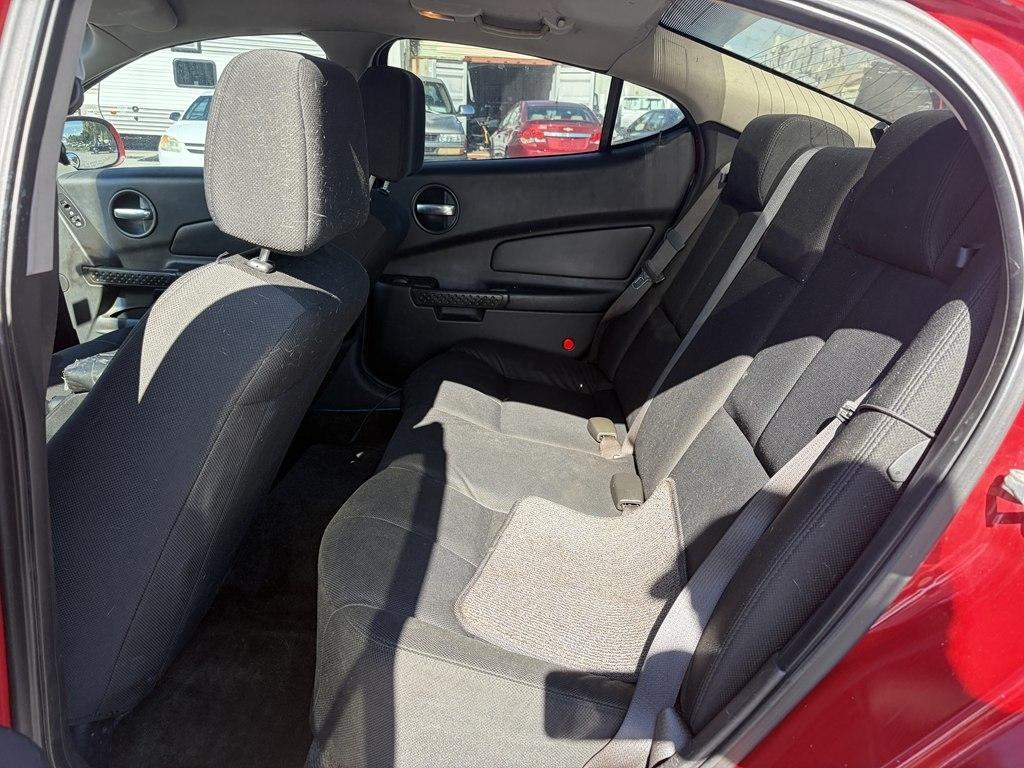 Pontiac Grand Prix Sedan 2007