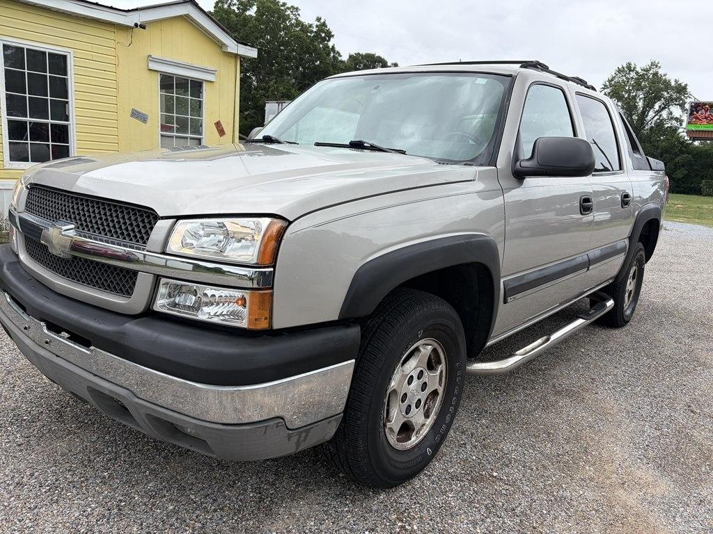 2004 Chevrolet Avalanche 1500 2WD