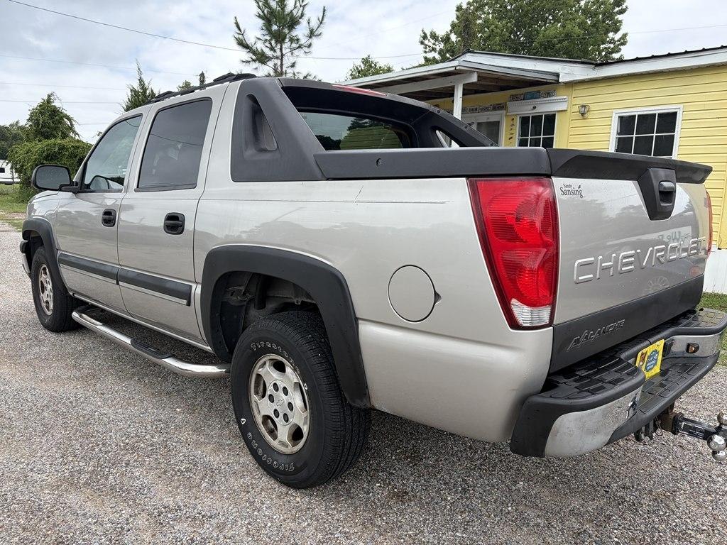 Chevrolet Avalanche 1500 2WD 2004