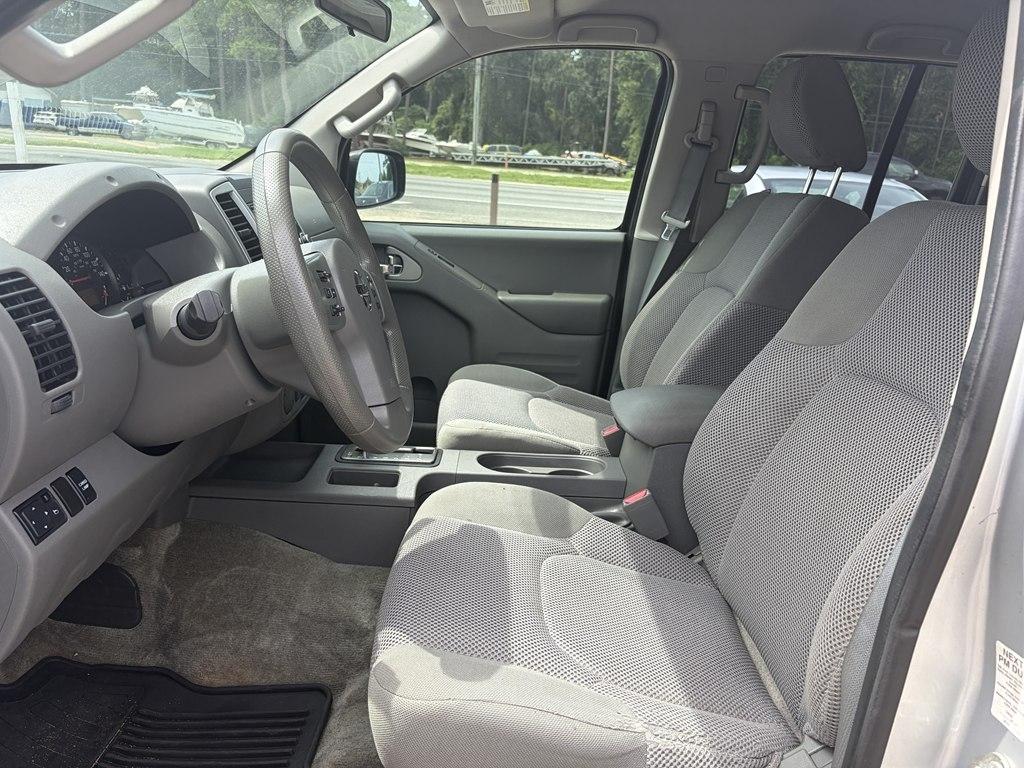 Nissan Frontier S Crew Cab 5AT 2WD 2017