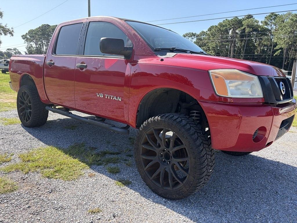 2010 Nissan Titan XE Crew Cab 2WD SWB