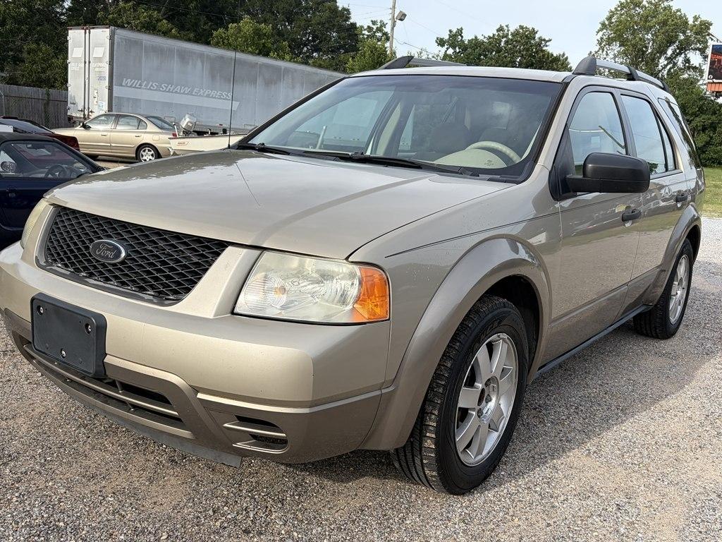 Ford Freestyle SE 2005