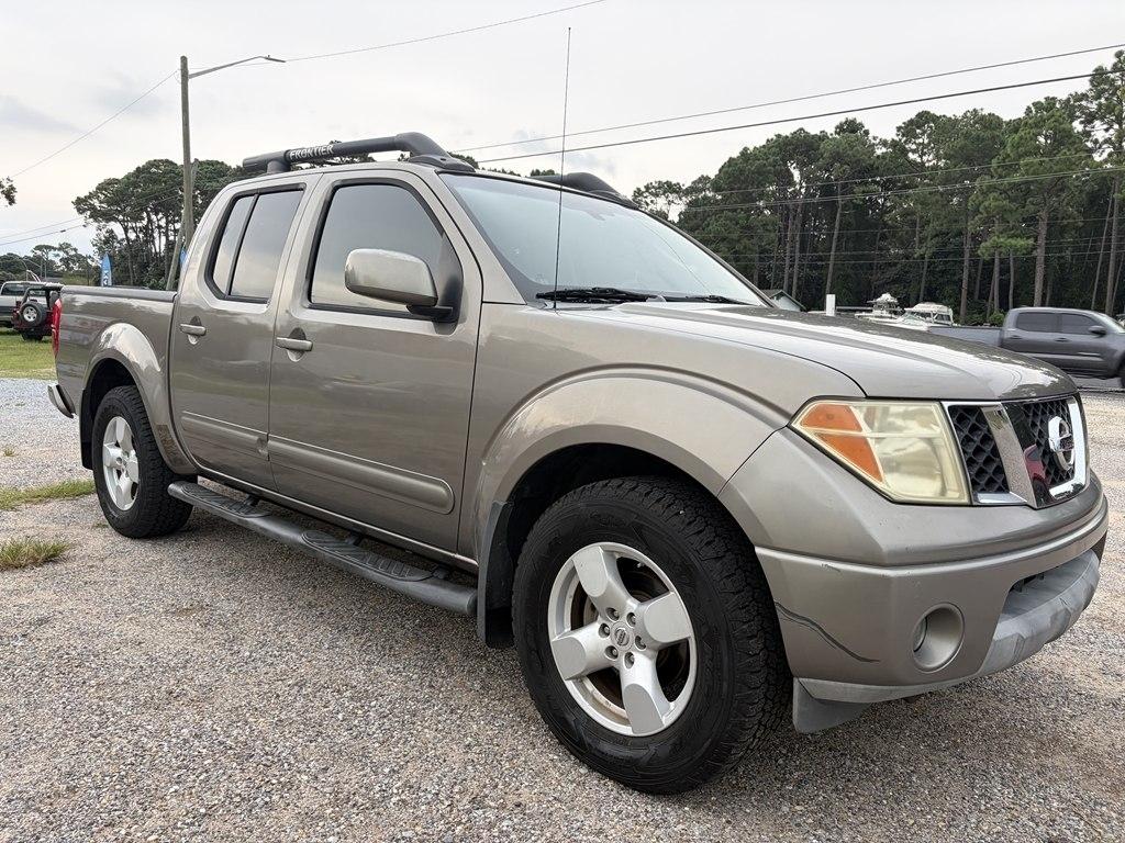 Nissan Frontier LE Crew Cab 2WD 2005