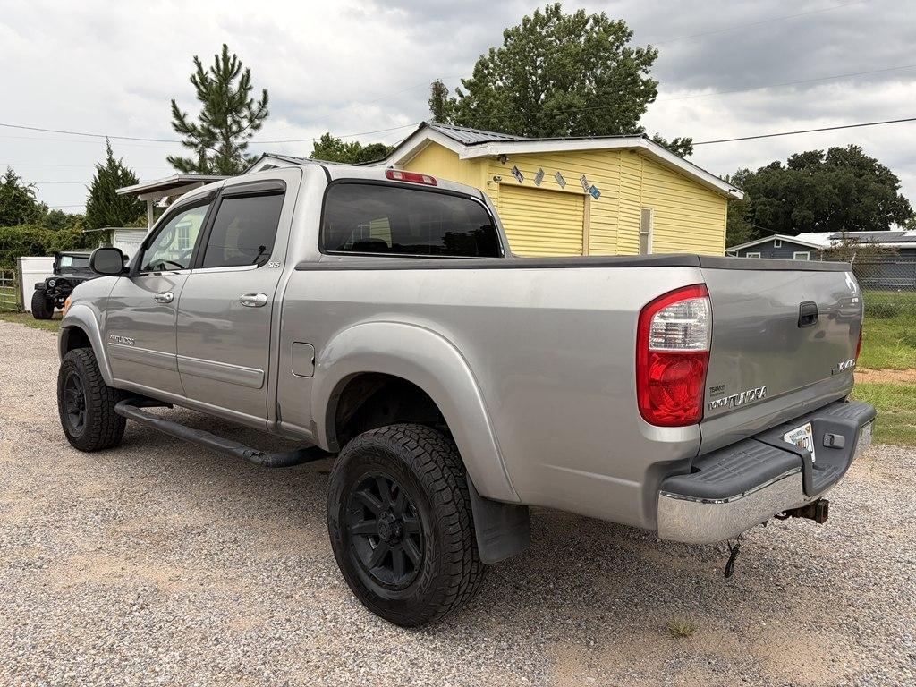 Toyota Tundra SR5 Double Cab 4WD 2004