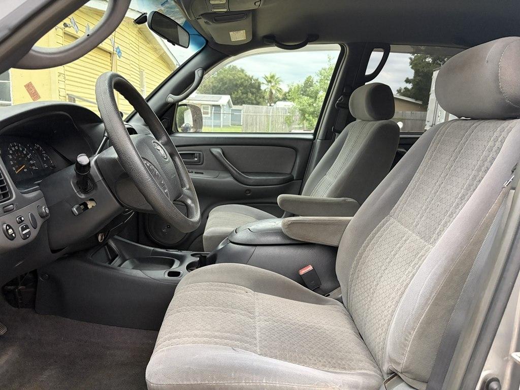Toyota Tundra SR5 Double Cab 4WD 2004