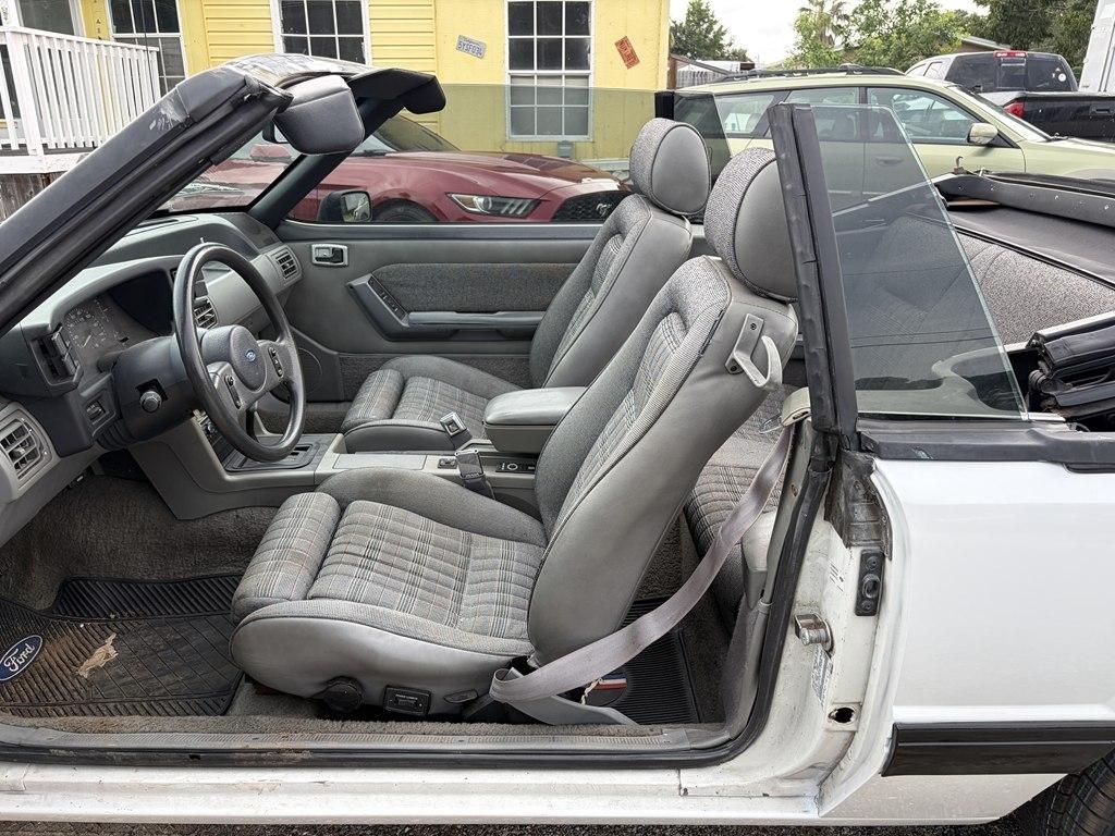 Ford Mustang LX 5.0L convertible 1989