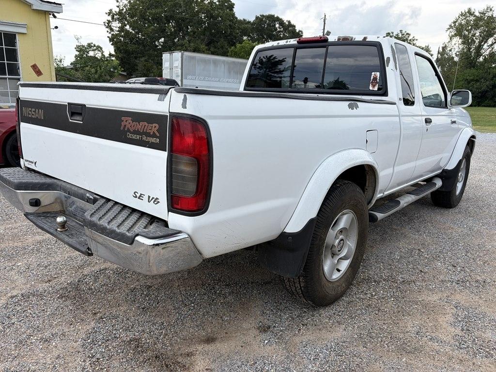 Nissan Frontier XE Desert Runner 2WD 2000
