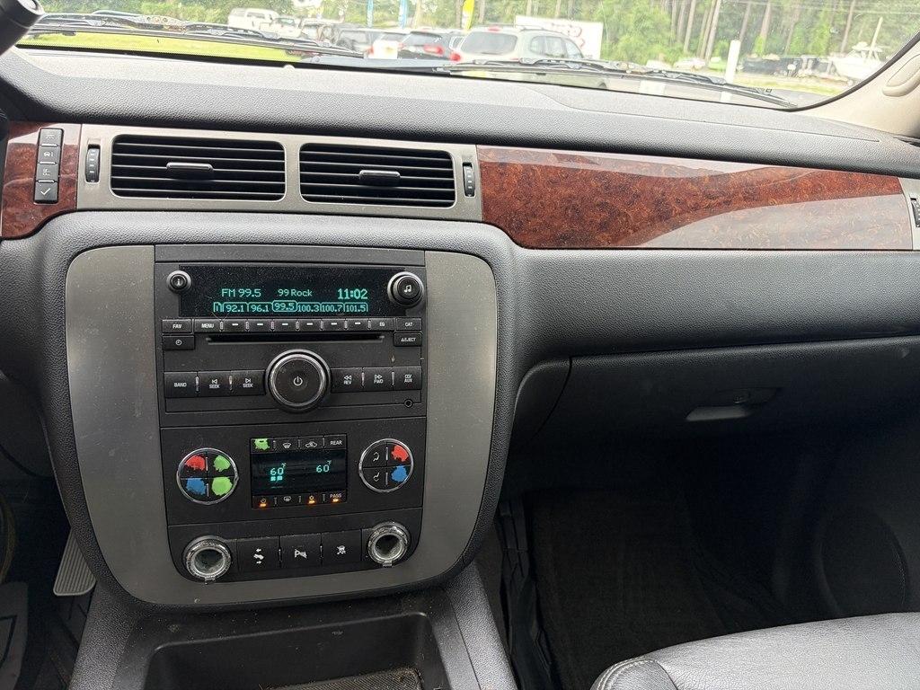 GMC Yukon SLE-1 2WD 2009