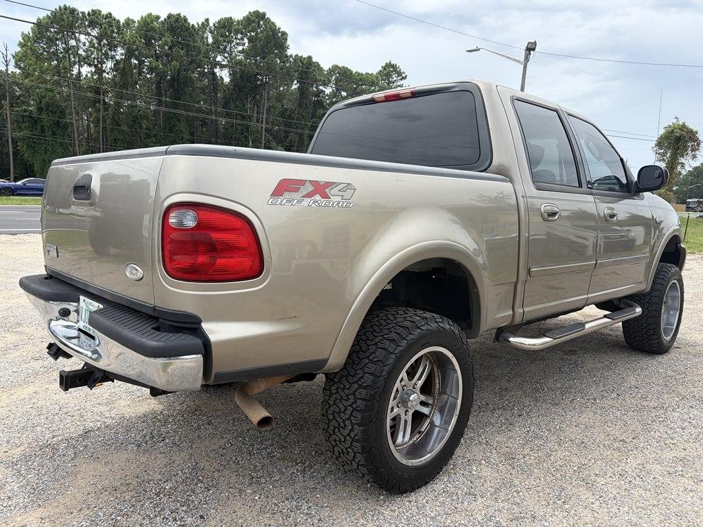 Ford F-150 XLT SuperCrew Short Bed 4WD 2002