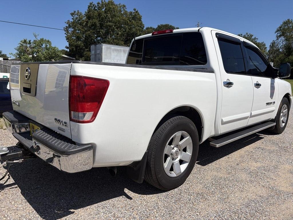 Nissan Titan XE Crew Cab 2WD 2005