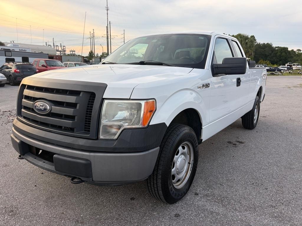 2012 Ford F-150 XL SuperCab 8-ft. Bed 4WD