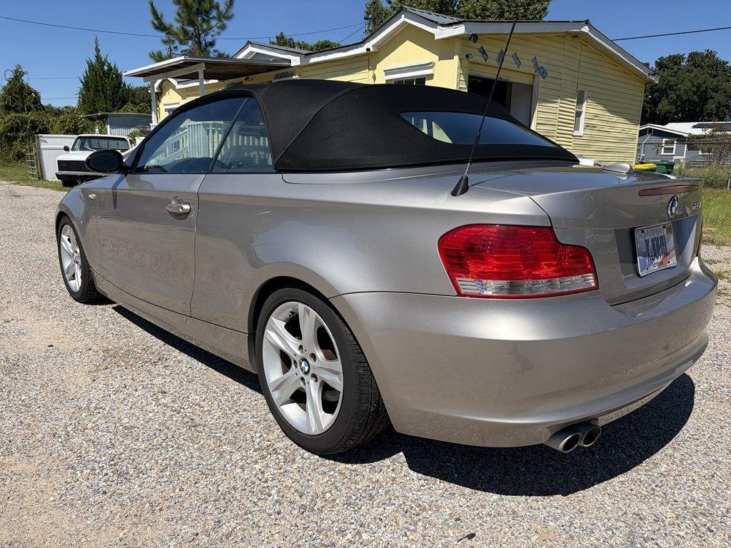 BMW 1-Series 128i Convertible 2008