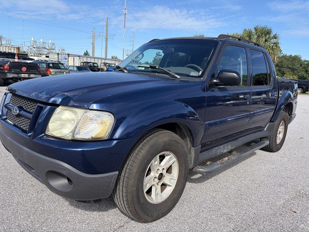 Ford Explorer Sport Trac XLS 2WD 2005