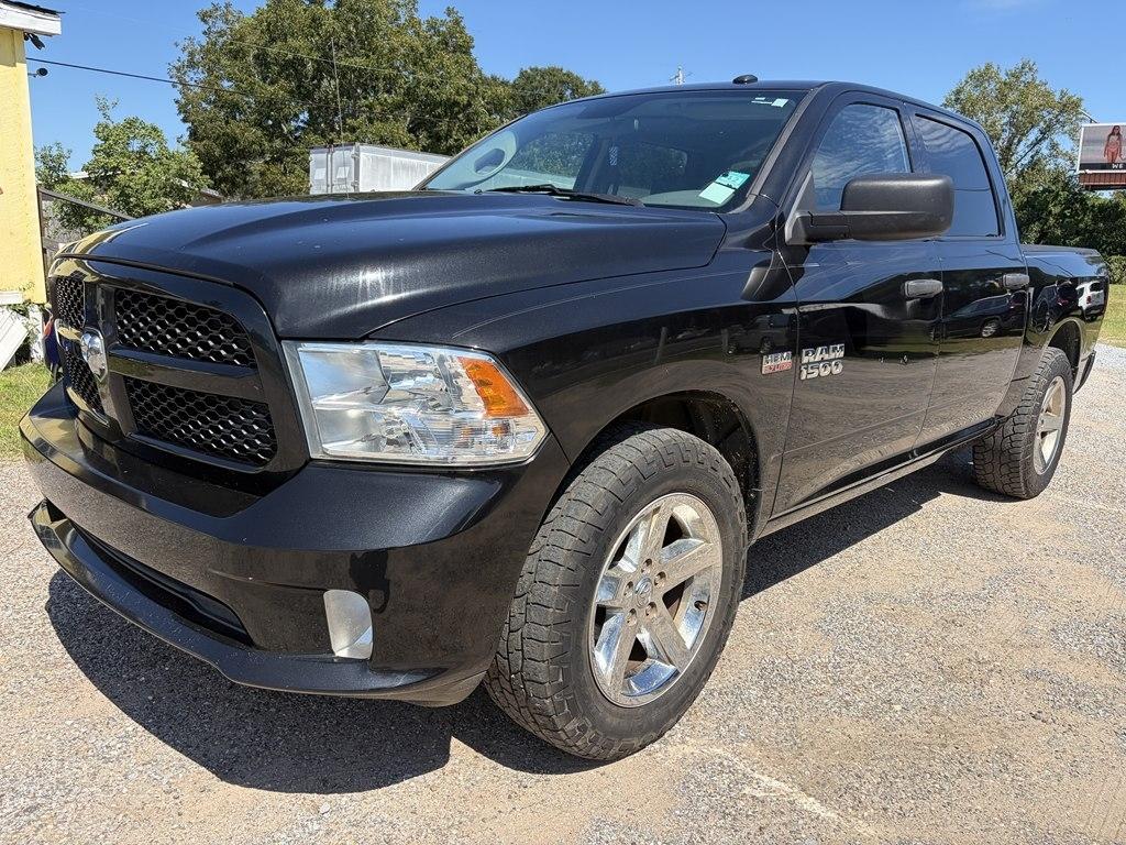 RAM 1500 Tradesman Crew Cab SWB 2WD 2018