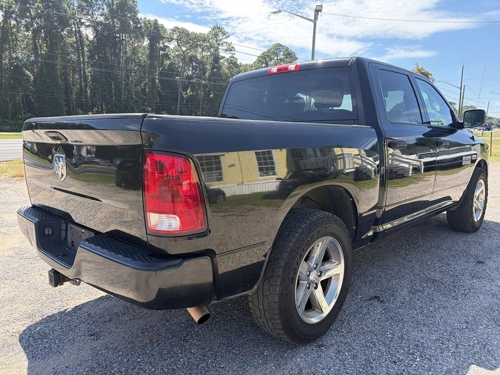 RAM 1500 Tradesman Crew Cab SWB 2WD 2018