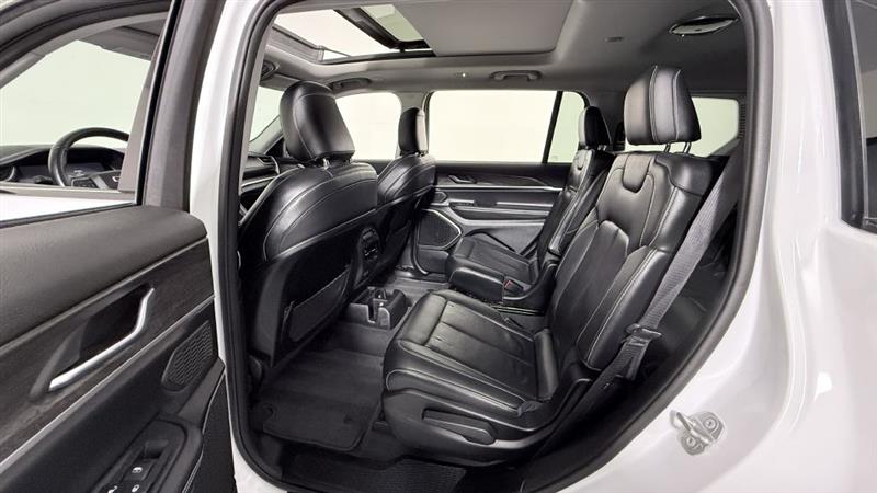 2021 Jeep Grand Cherokee Limited photo 19