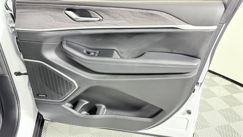 2021 Jeep Grand Cherokee Limited photo 26