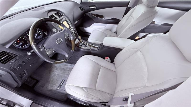 Lexus ES 350 Ultra Luxury 2010