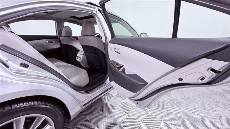 Lexus ES 350 Ultra Luxury 2010