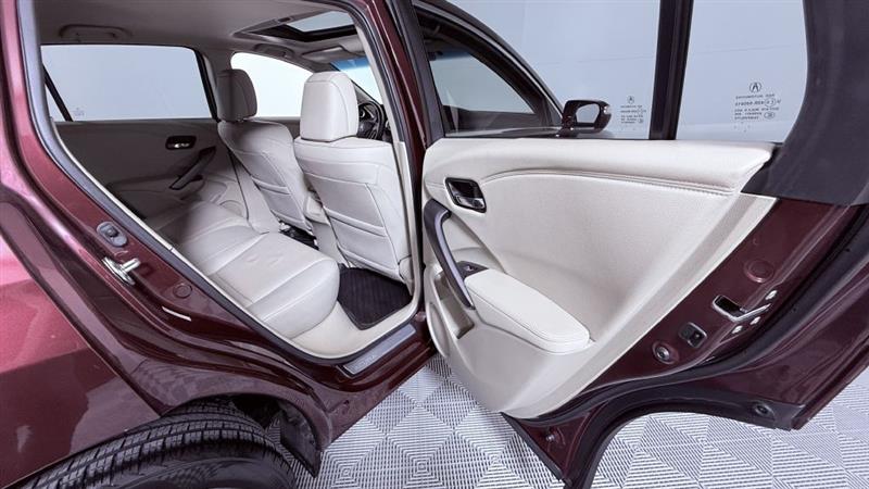 Acura RDX 6-Spd AT AWD w/ Technology Package 2015