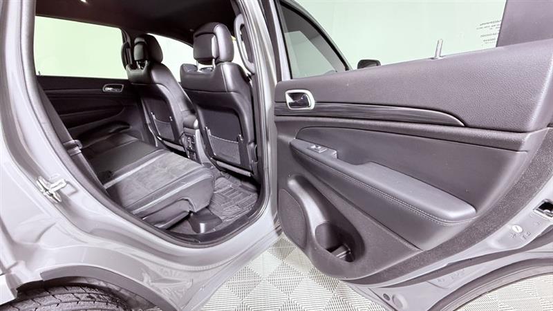 Jeep Grand Cherokee  2021