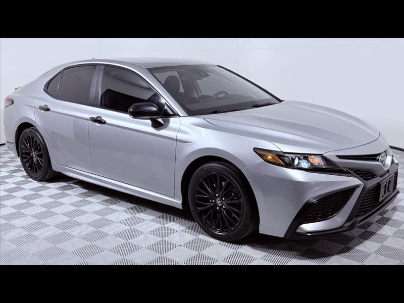 2022 Toyota Camry SE AWD