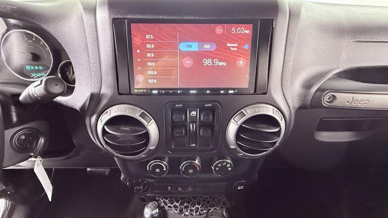 Jeep Wrangler Unlimited Sport 4WD 2017