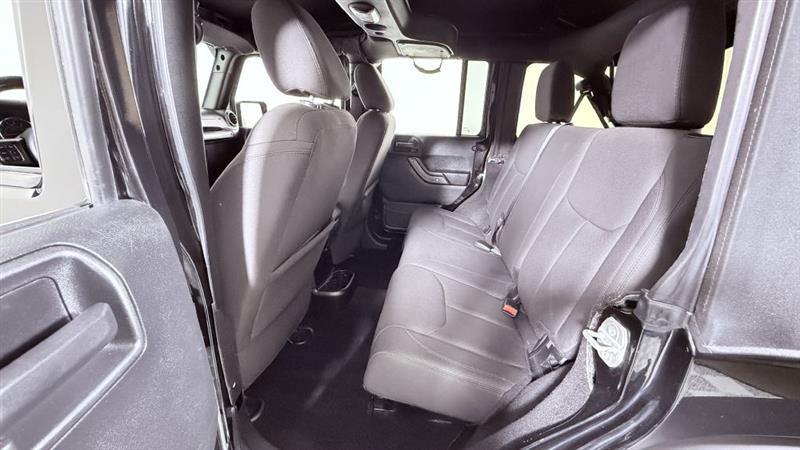 Jeep Wrangler Unlimited Sport 4WD 2017