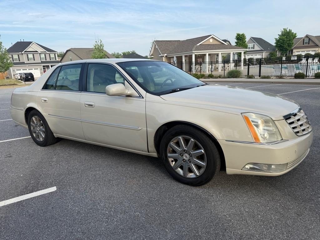 Cadillac DTS Premium w/ Navi 2011