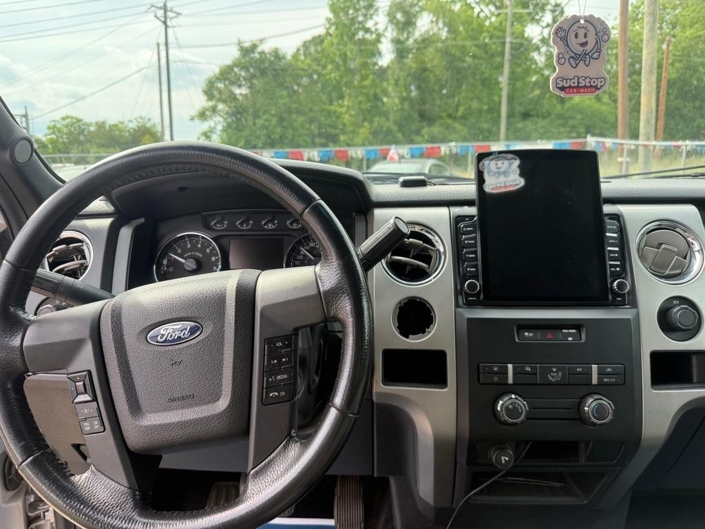Ford F-150 XL SuperCrew 5.5-ft. Bed 2WD 2012