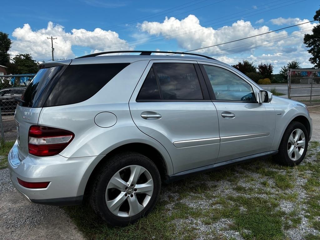 Mercedes-Benz M-Class ML320 BlueTEC 2009