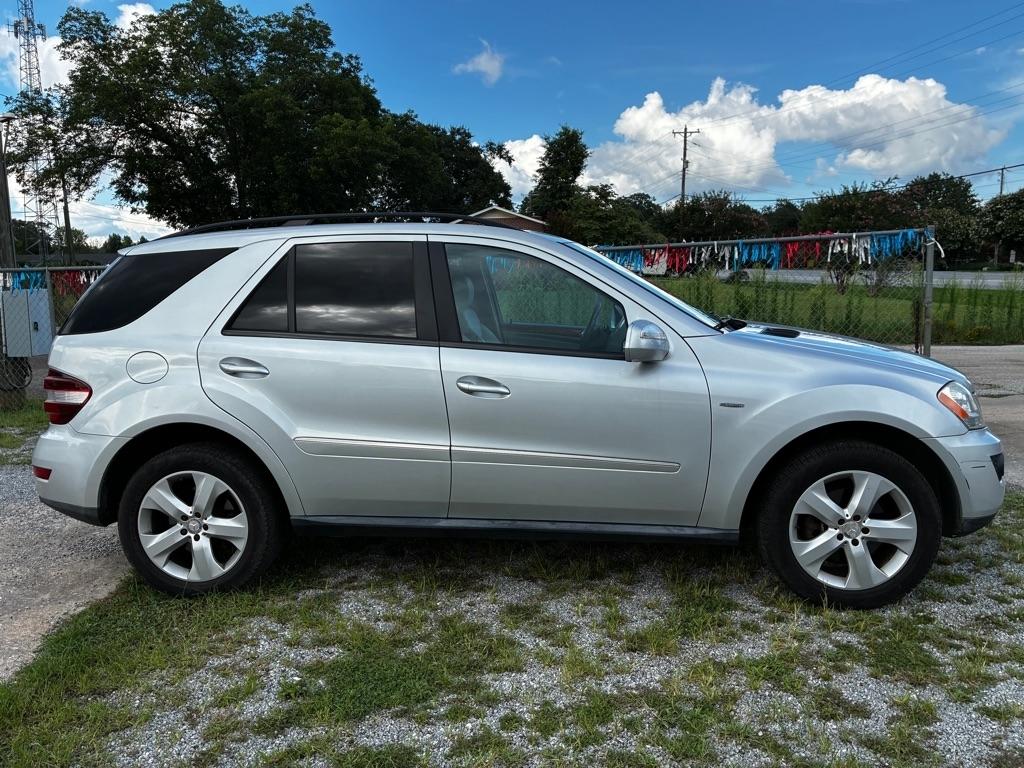 Mercedes-Benz M-Class ML320 BlueTEC 2009