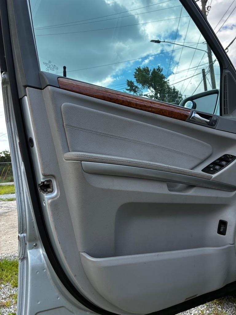 Mercedes-Benz M-Class ML320 BlueTEC 2009