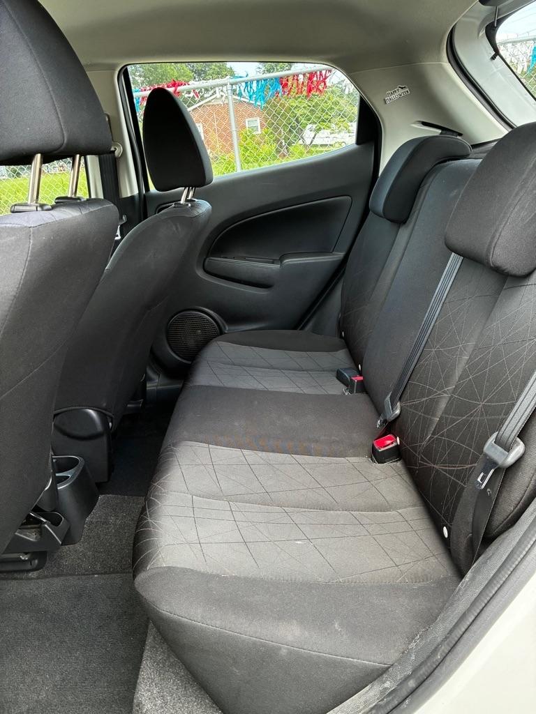 Mazda MAZDA2 Sport 2012