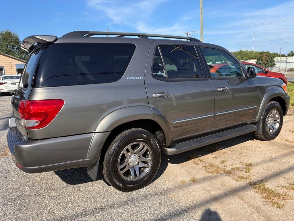 Toyota Sequoia Limited 2WD 2007